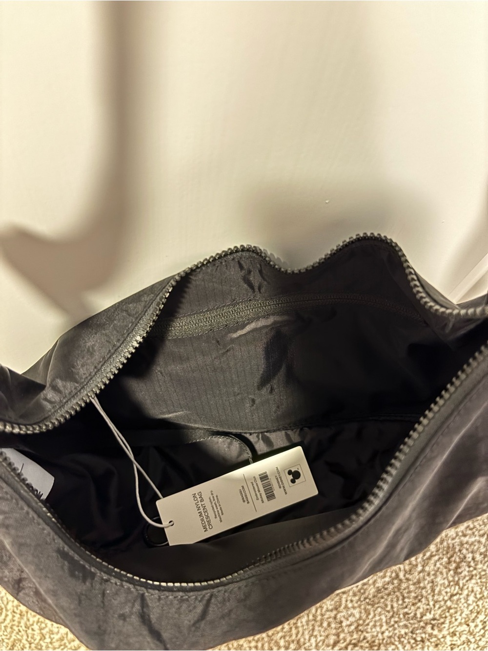 Disney X Baggu Shoulder Bag - Picture 6 of 6